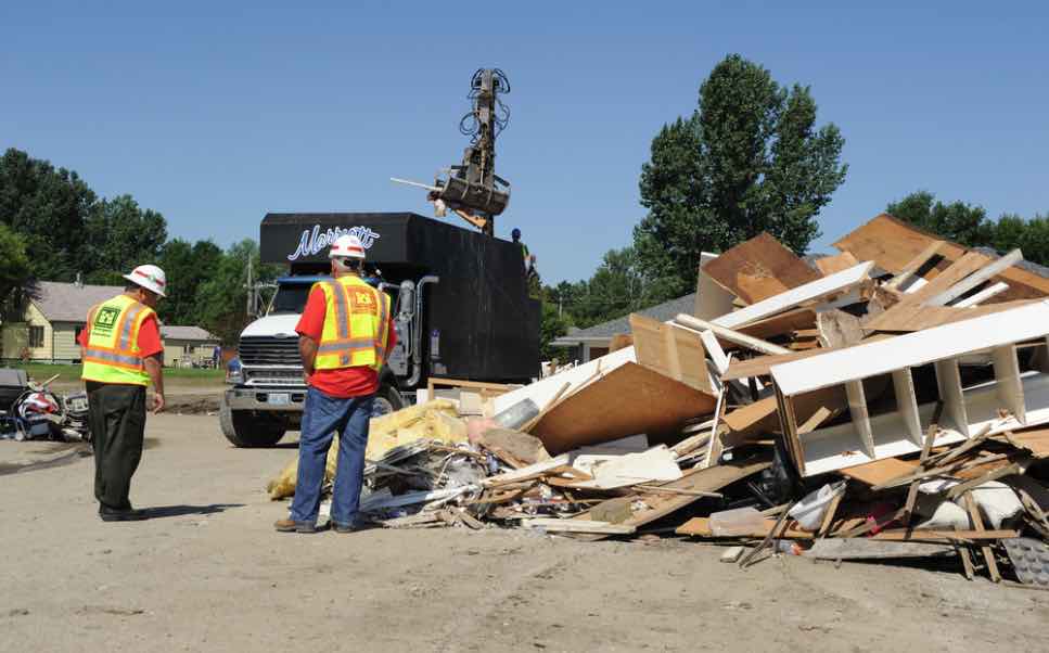 disaster-debris-removal-harvey